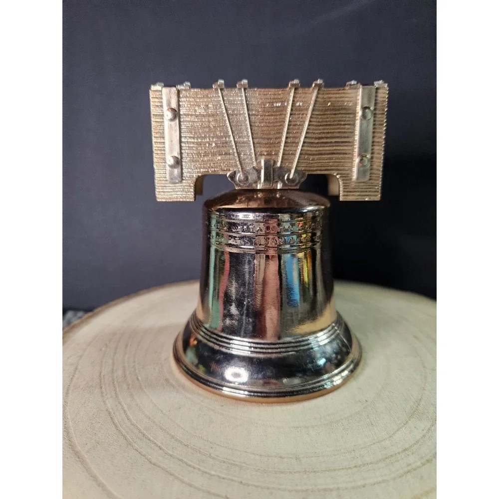 Avon Liberty Bell After Shave‎ Decanter Deep Woods 5 oz Vintage~Empty Bottle